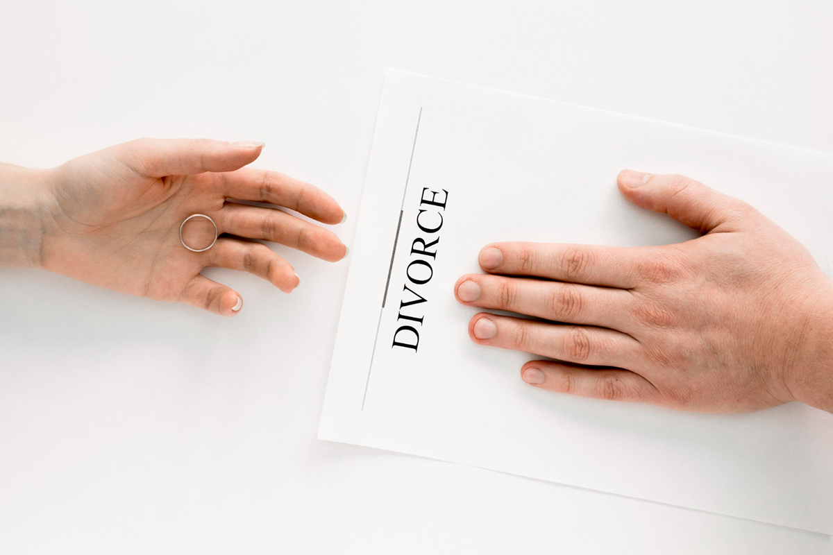 Coping with the Initial Stages of Divorce