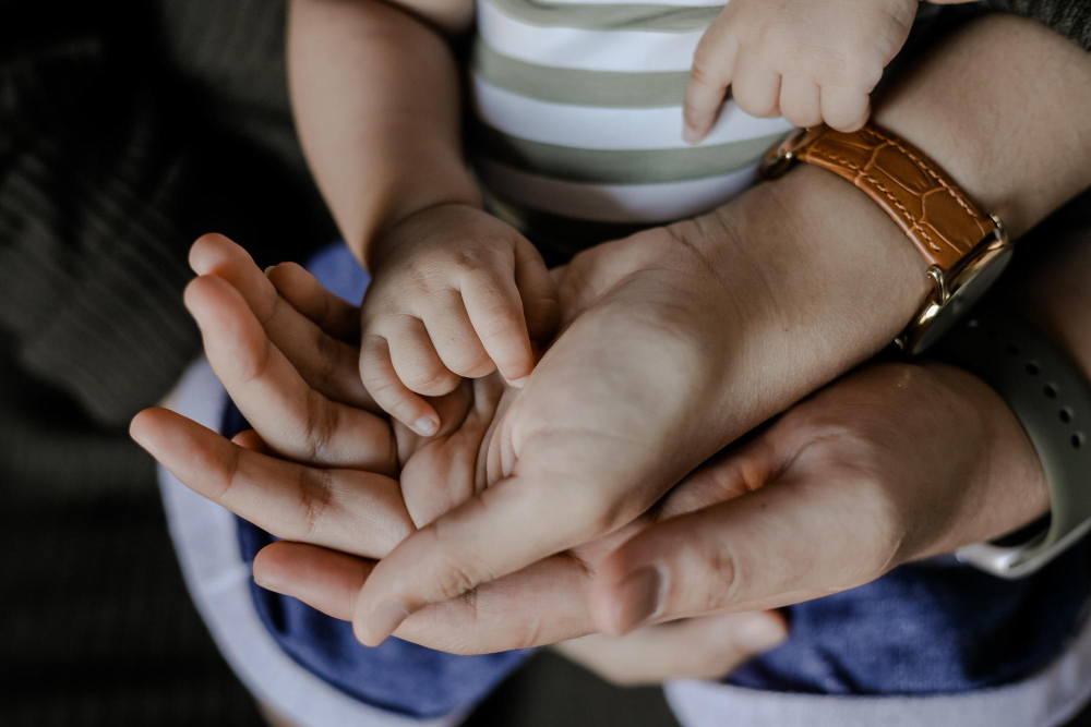 Things to Consider When Using a Joint Bank Account for Child Support Payments