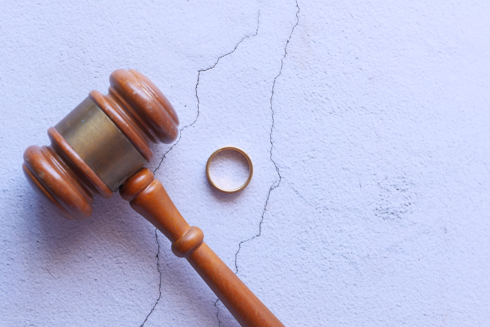 Legal Separation vs Divorce: Navigating Family Law